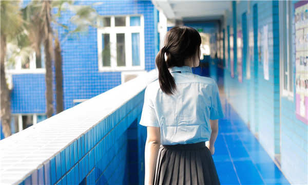 六枝特如何找到一个可以帮助我生孩子的女人？